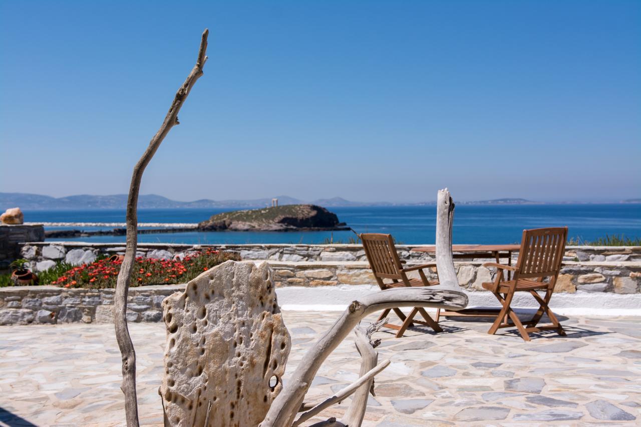 Iliada Suites Naxos City Room photo
