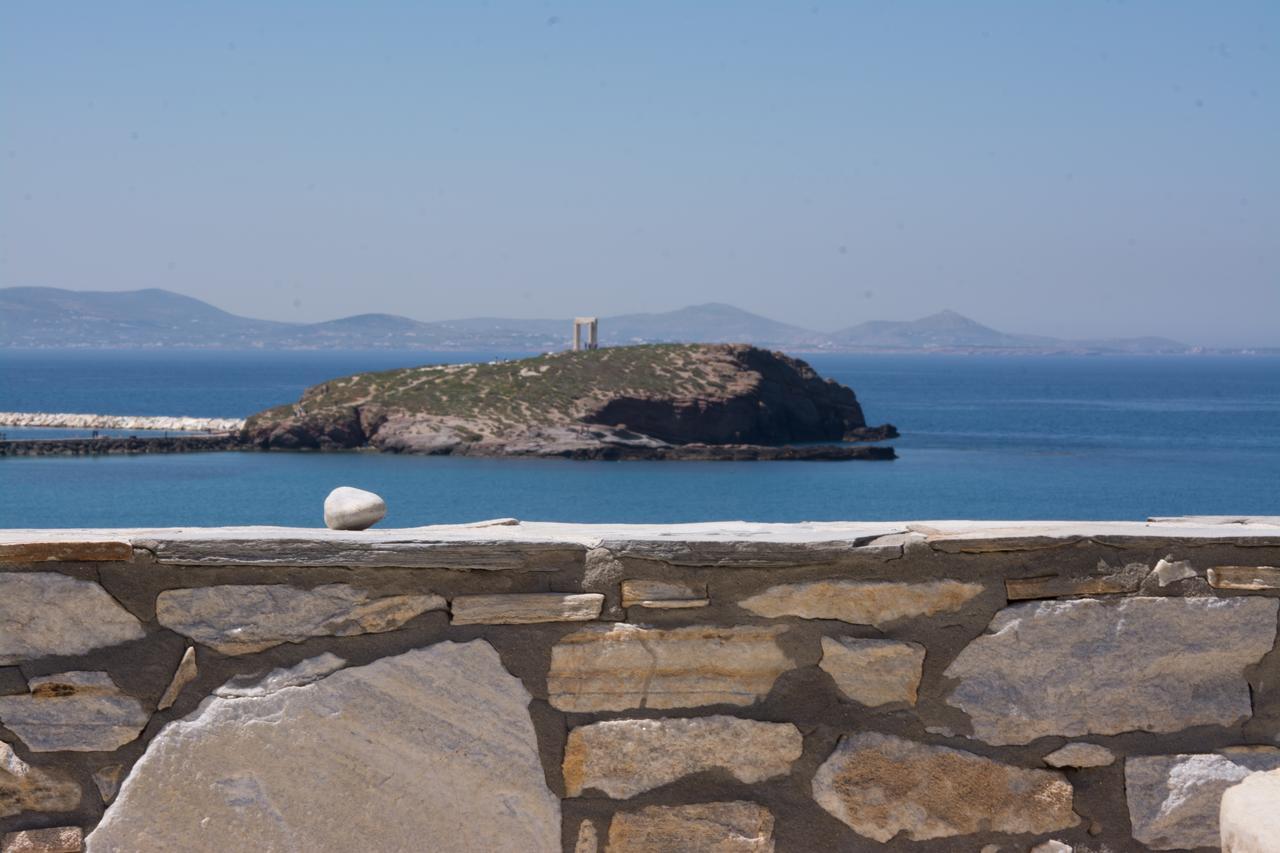 Iliada Suites Naxos City Room photo